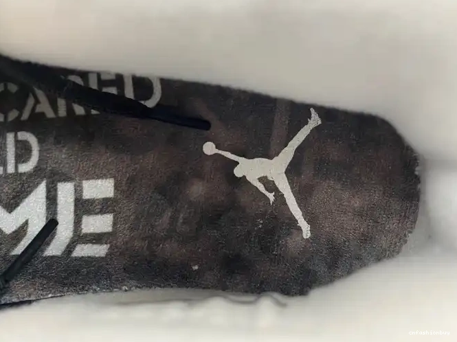 4 (2013) Retro Jordan Pack 626969-030 Fear 0526